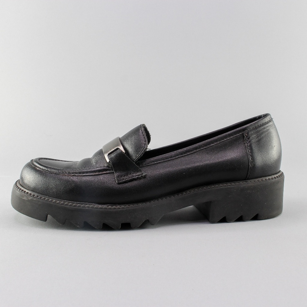 90s Vintage Loafers | Chunky Leather Shoes